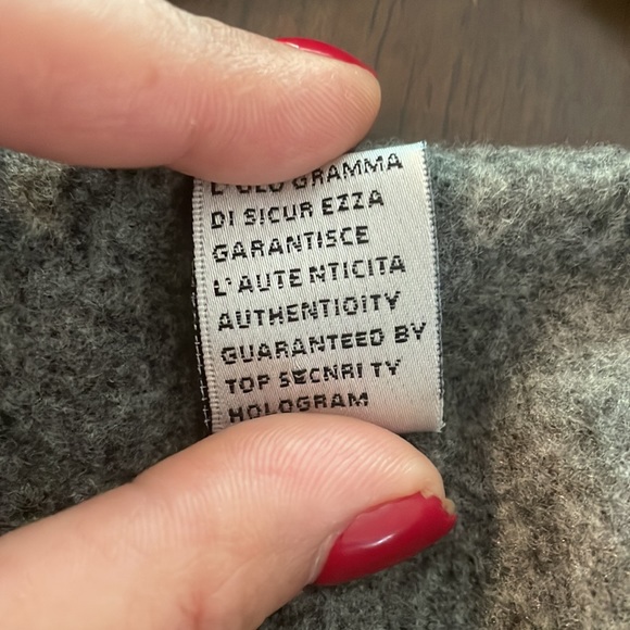 Made in Italy bought in Greece, worn for photo - Picture 4 of 4